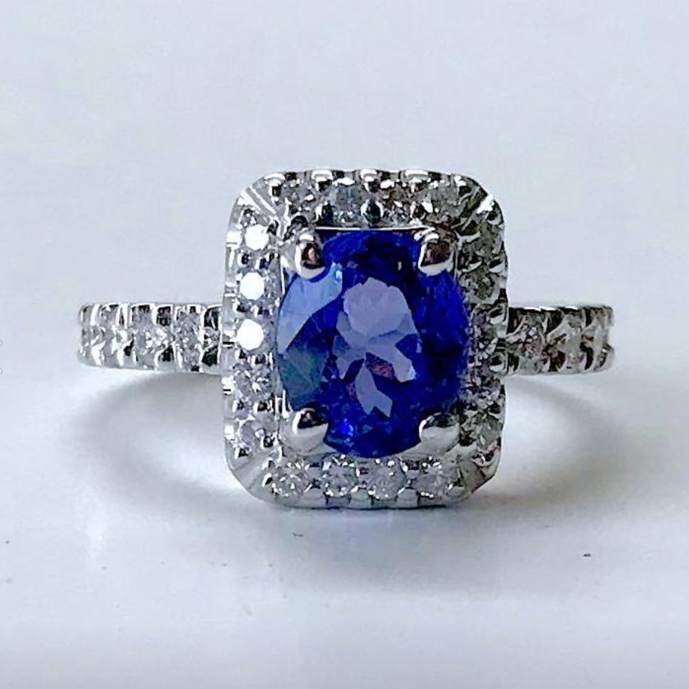 18kt 2.15ct. Tanzanite Diamond Art Deco Engagement Ring